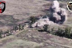 Ukraine đăng video 'phá hủy' 10 xe tăng, thiết giáp Nga
