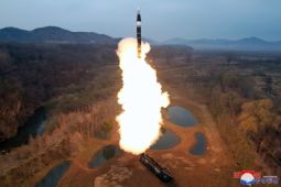 Hàn Quốc lên án khi Triều Tiên phóng tên lửa đạn đạo